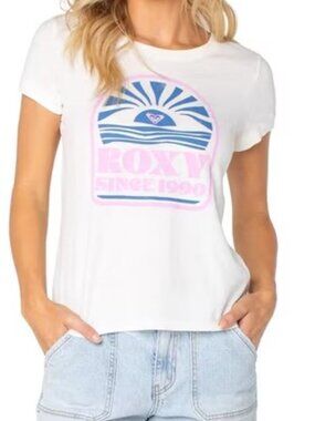 NWT! Cute Roxy Women's Relaxed Boxy T-Shirt with capped sleeves
